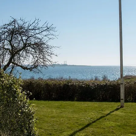 Strandhuset Holiday home