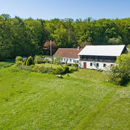 Strandhuset Holiday home *